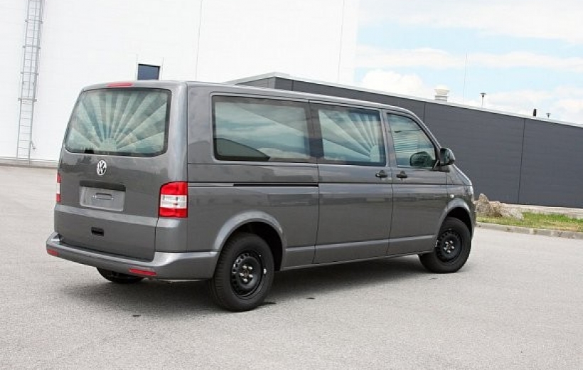 Pohřební vestavba VW Transporter pro 2 rakve 